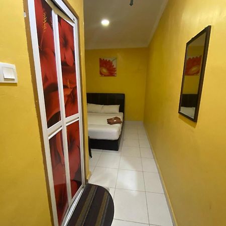 Oyo 91065 Hotel De Anjung Muadzam Shah Extérieur photo