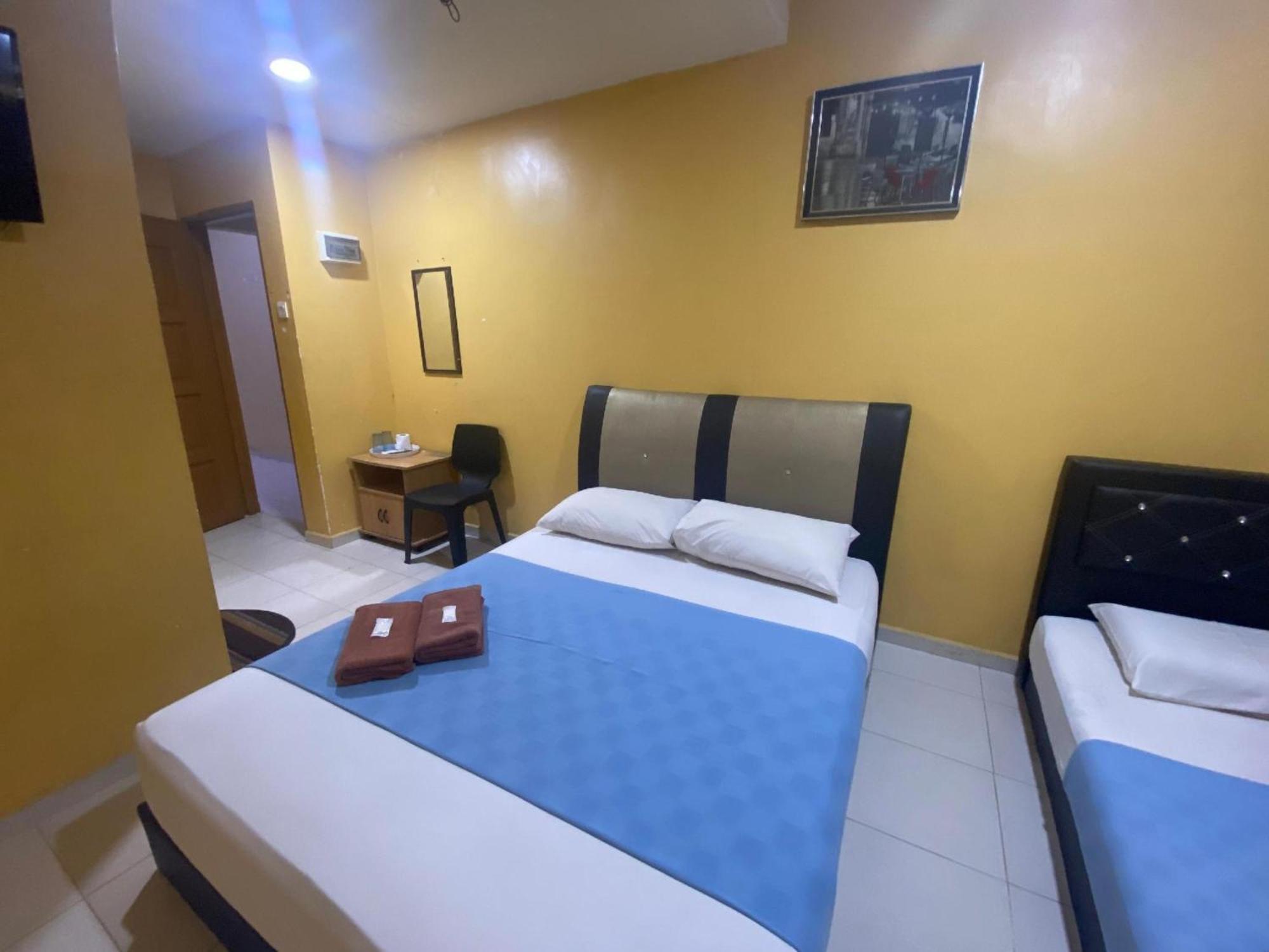 Oyo 91065 Hotel De Anjung Muadzam Shah Extérieur photo